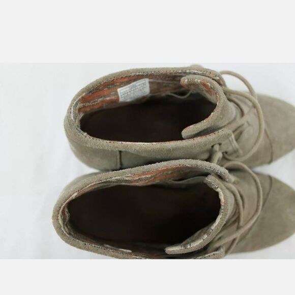 Toms Suede Wedge Lace Up Loafer Sz 7. - Picture 6 of 9